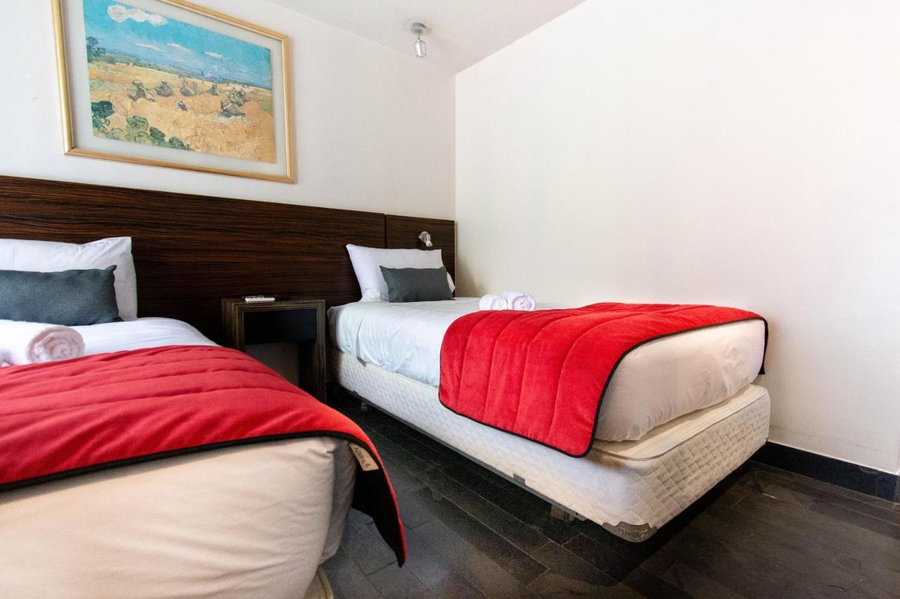 Tribeca Twin Room - Studio With Pool, Wifi, Ac Santiago Buitenkant foto